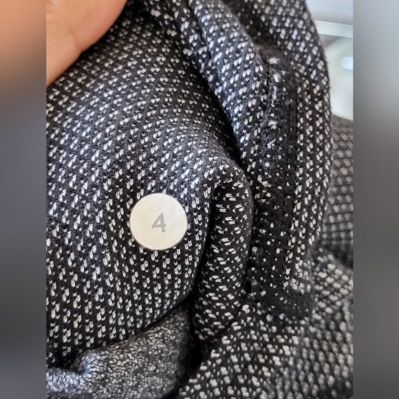 Lululemon skinny will pants - Picture 5 of 6